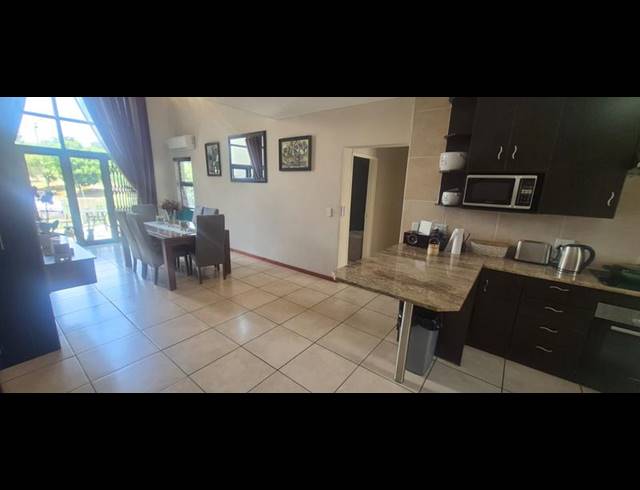 3 BEDROOM TOWNHOUSE FOR SALE IN NOORDHEUWEL